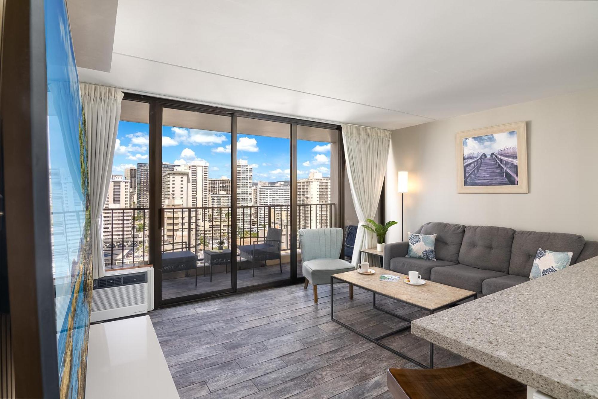 Aloha Vibes With Ocean Views, Near Beach & Parking! Honolulu Exterior photo