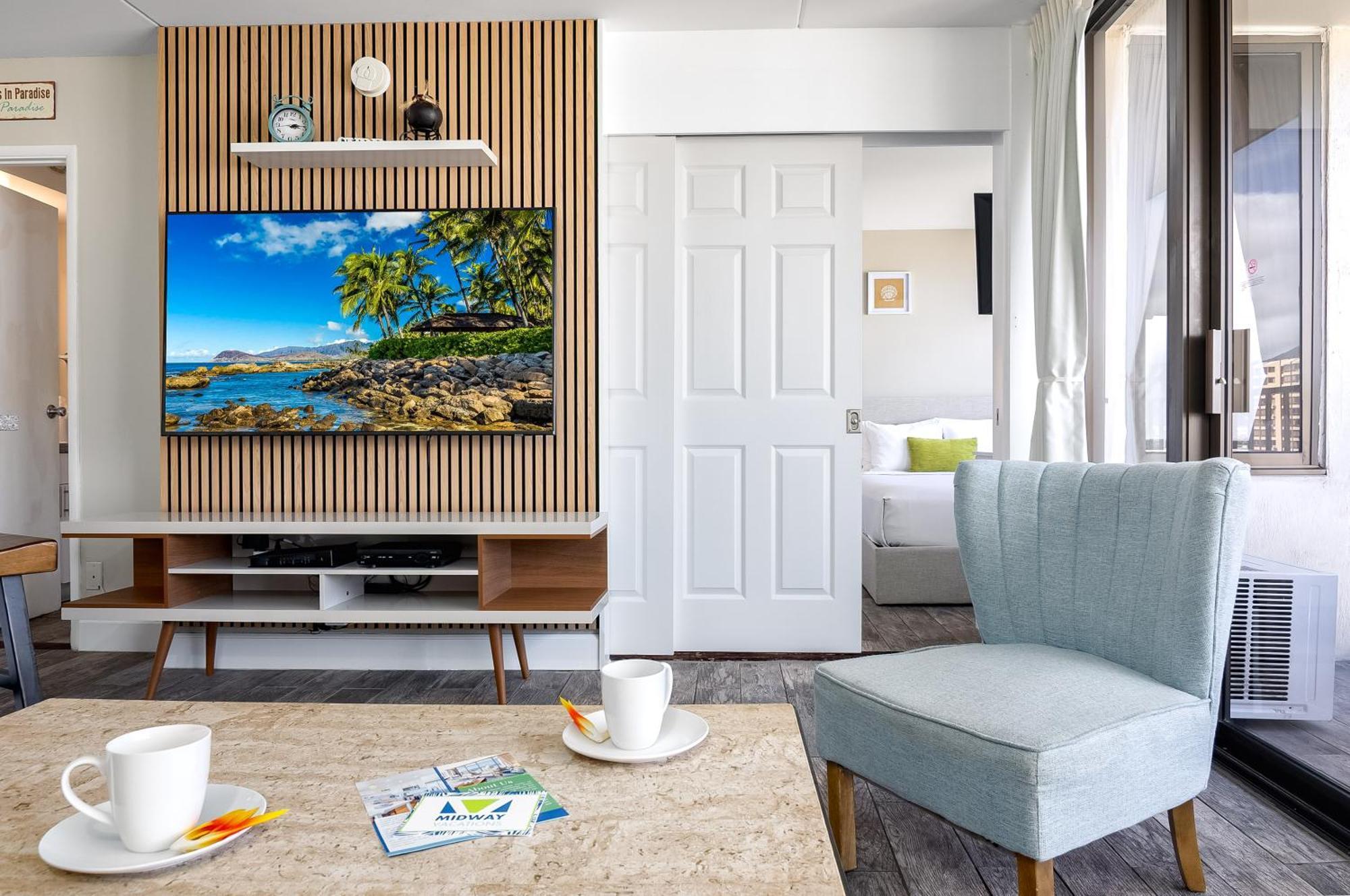 Aloha Vibes With Ocean Views, Near Beach & Parking! Honolulu Exterior photo